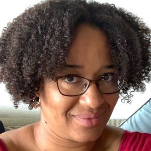 Meet your Posher, Deanna